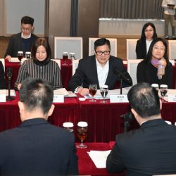 專班會議推進港深口岸發展